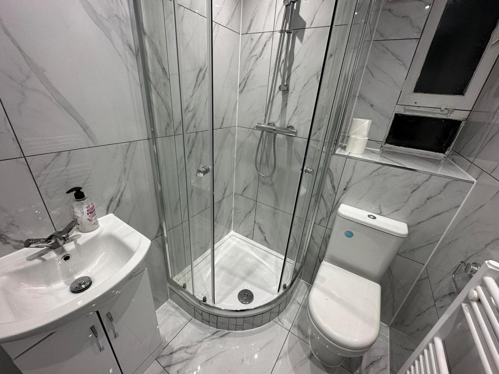 3 Bedroom King Cross Station City Centre Londra Dış mekan fotoğraf
